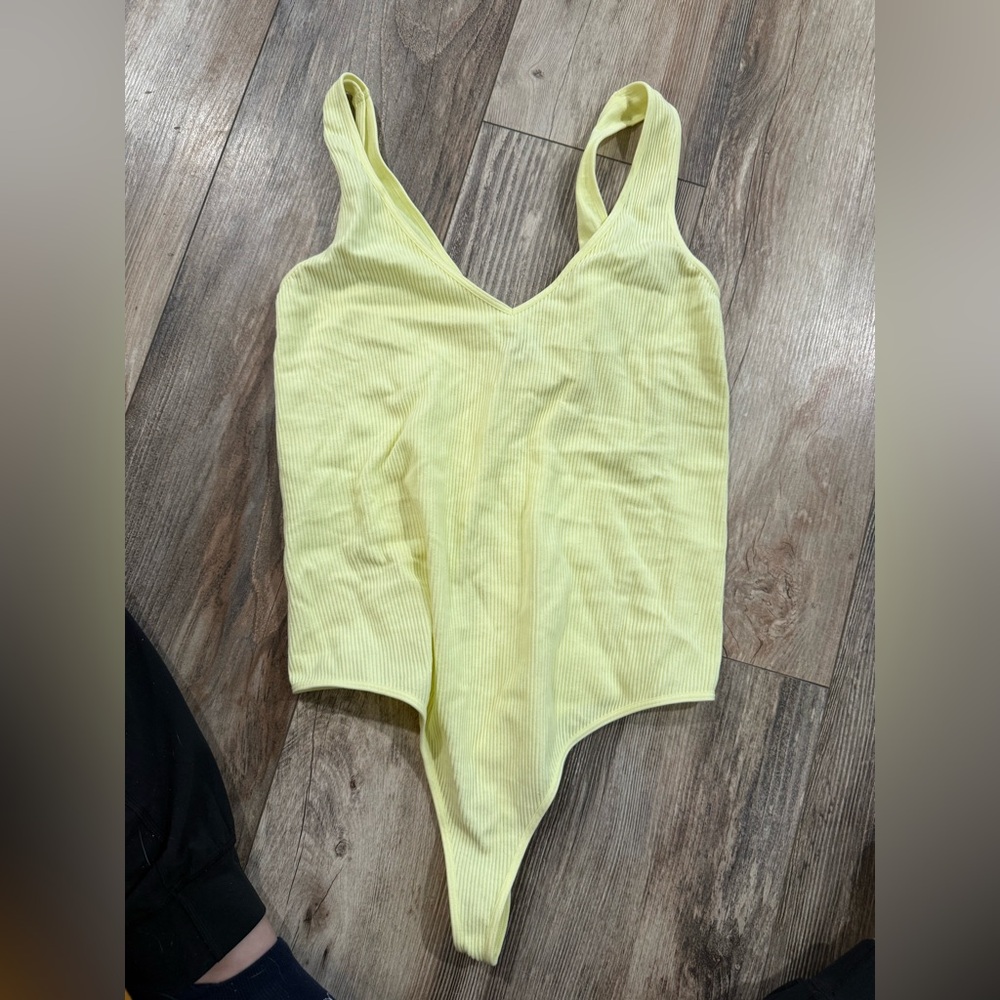 Colsie Light Yellow Kids Bodysuit